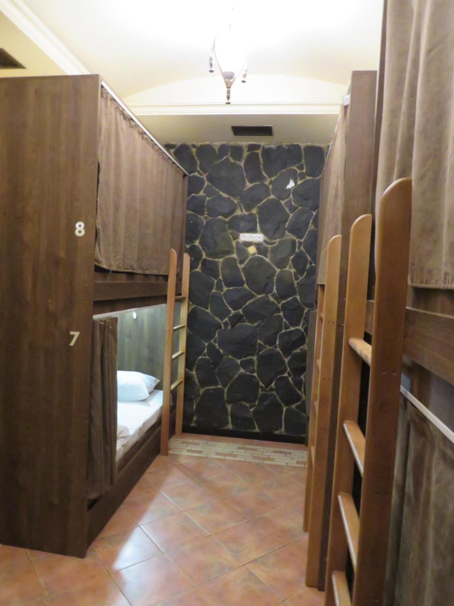 Hostel Jan In The Very Center Yerevan Luaran gambar