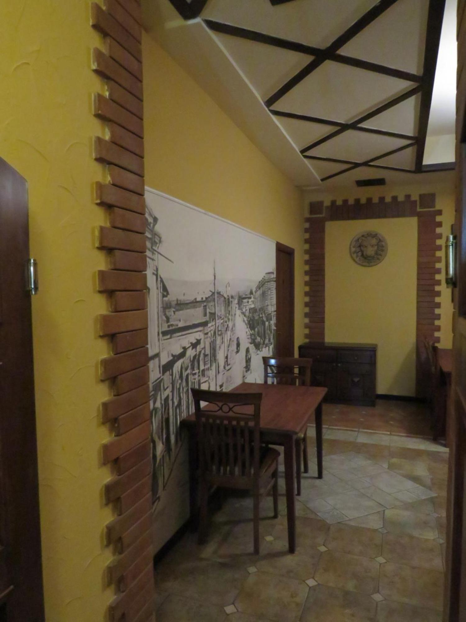 Hostel Jan In The Very Center Yerevan Luaran gambar